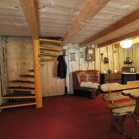 Dom wakacyjny окремий еко-котедж 